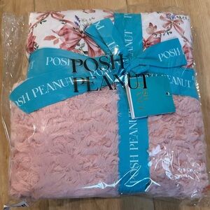 Loraine Posh Peanut Minky Blanket